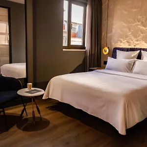Letoh Letoh , Sevilla Spanje
