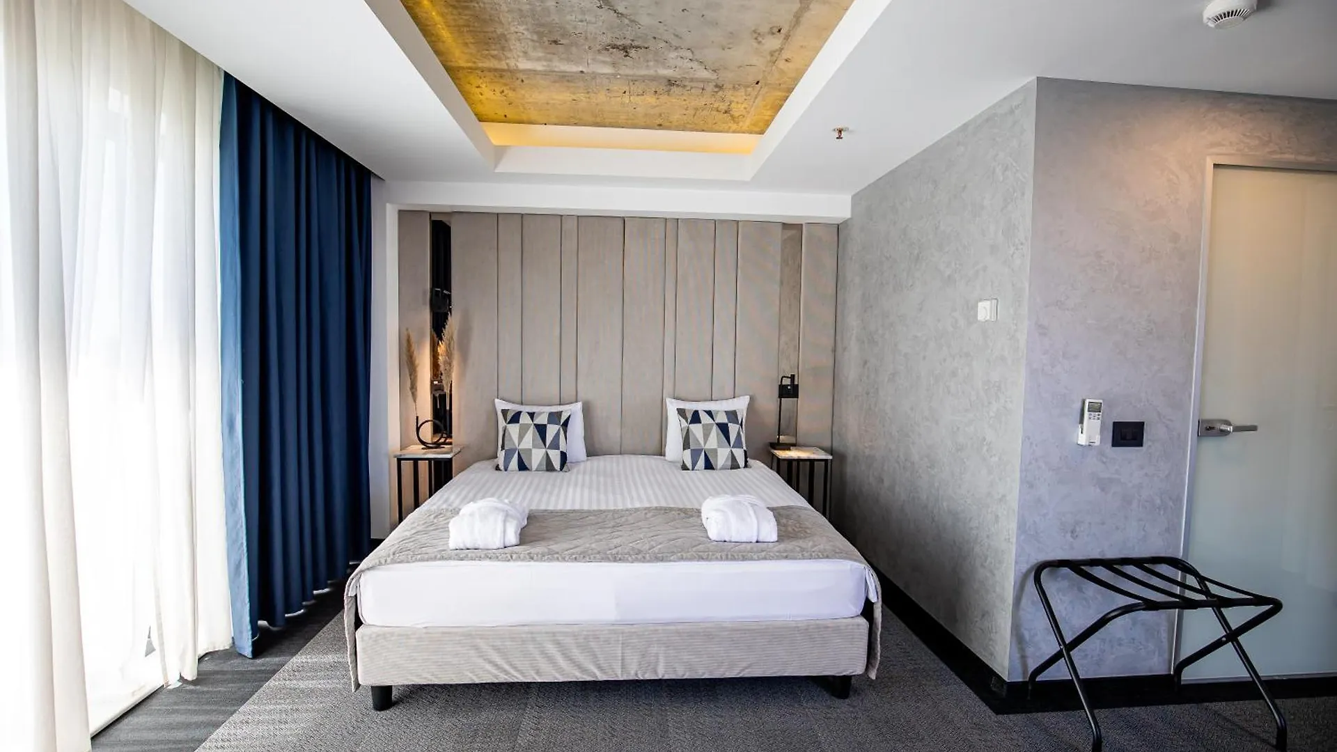 ****  Union Plaza Hotel Boekarest Roemenië